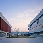 崧淀路中学校园，上海 / 致正建筑工作室