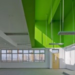 崧淀路中学校园，上海 / 致正建筑工作室