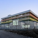 崧淀路中学校园，上海 / 致正建筑工作室