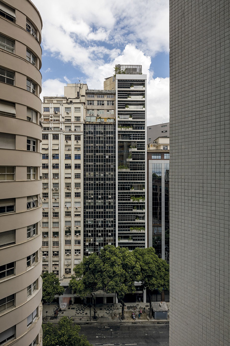 rb12 building