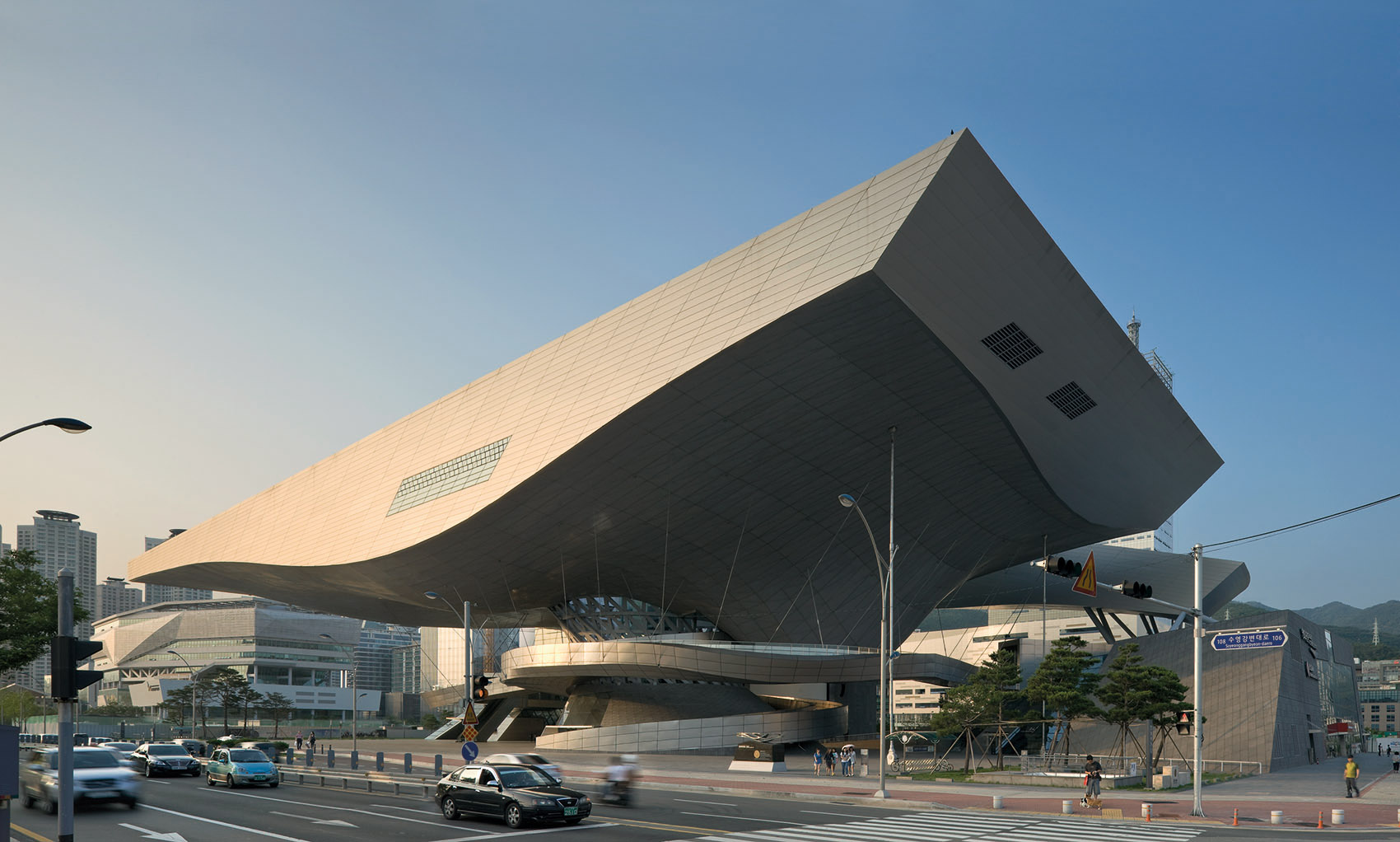 Busan Cinema Center, Busan, South Korea by Coop Himmelb(l)au - 谷德设计网