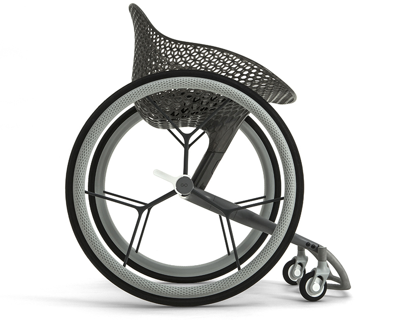 004-GO wheelchair by Layer and Materialise 1