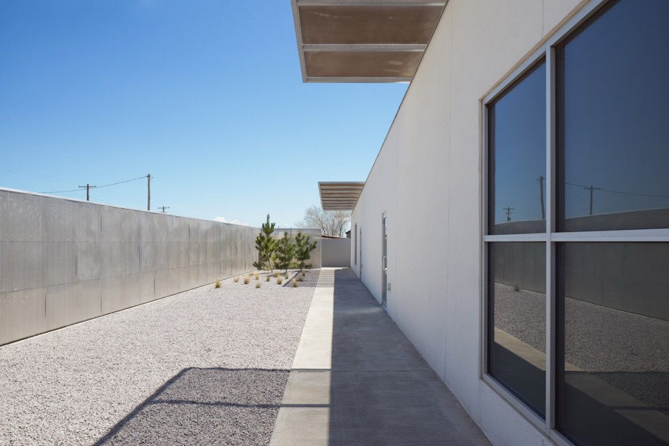inde / jacobs gallery, Marfa TX CKR