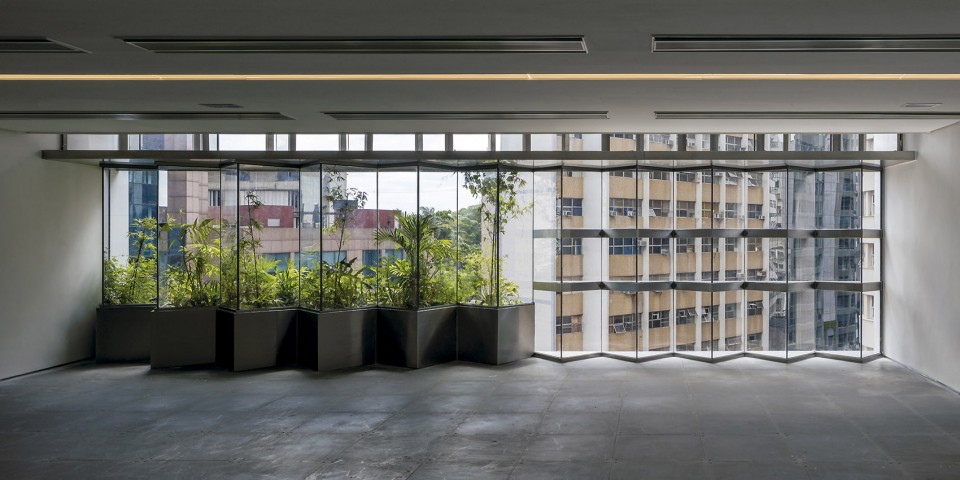 rb12 building