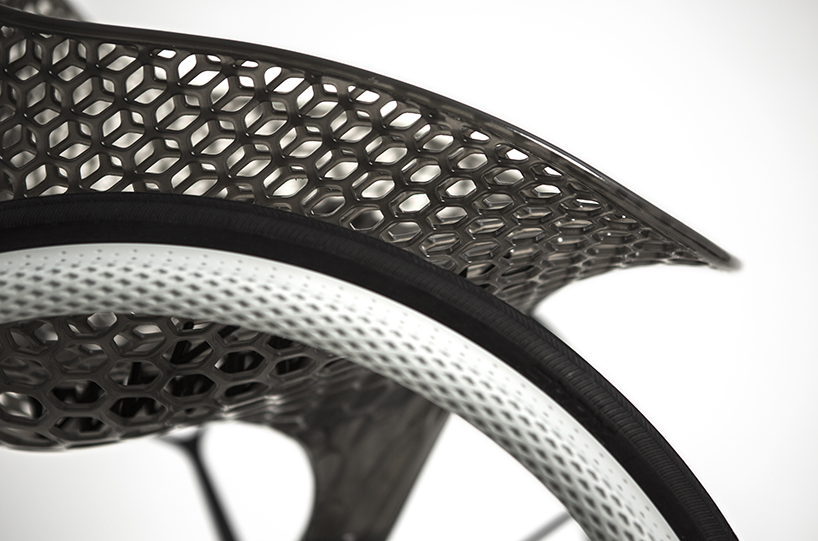 018-1-GO wheelchair by Layer and Materialise