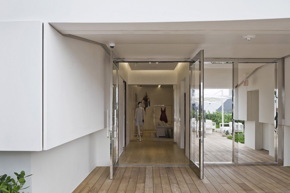 022-1-Dior Miami Facade by BarbaritoBancel Architects
