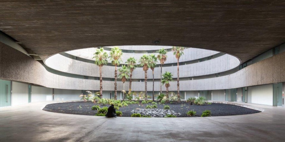 Faculty of Fine Arts by gpy arquitectos PL 5037