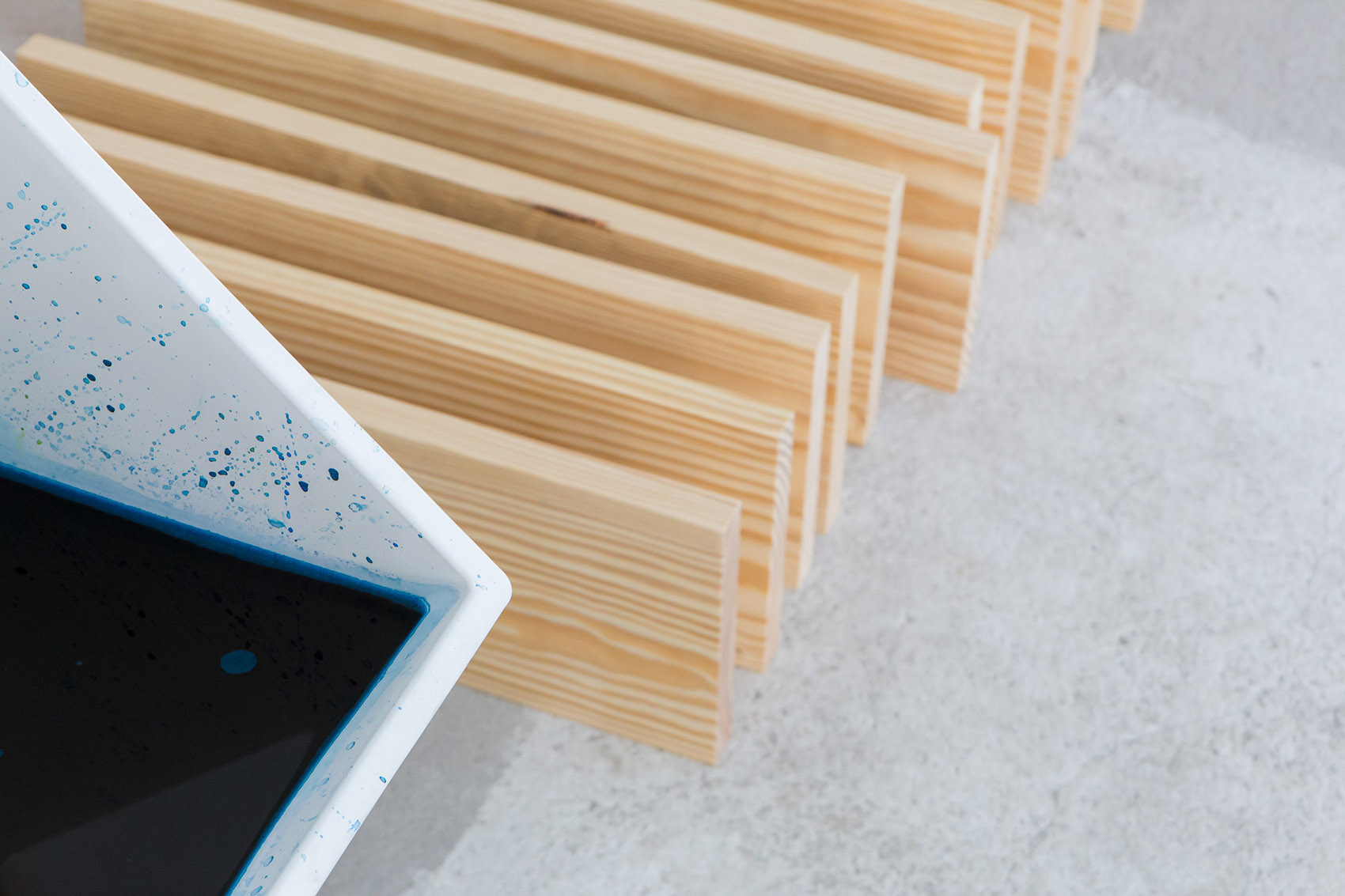 木板艺术作品,米兰 / raw edges design studio