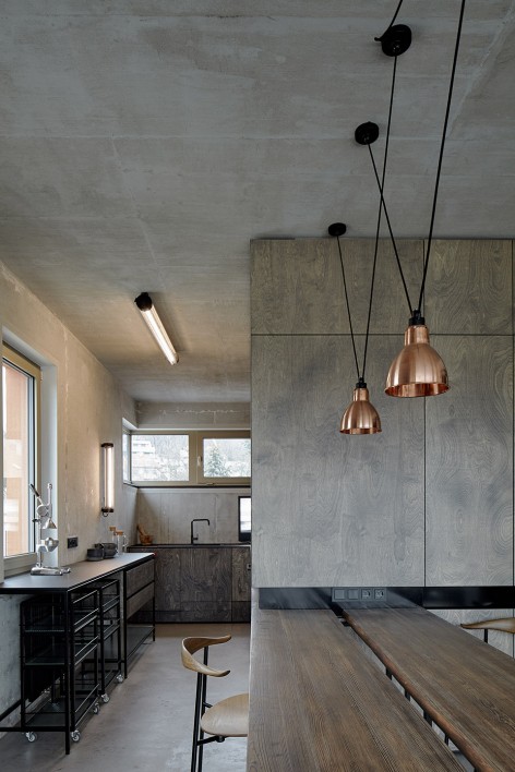 08_Formafatal_LOFT_BoysPlayNice