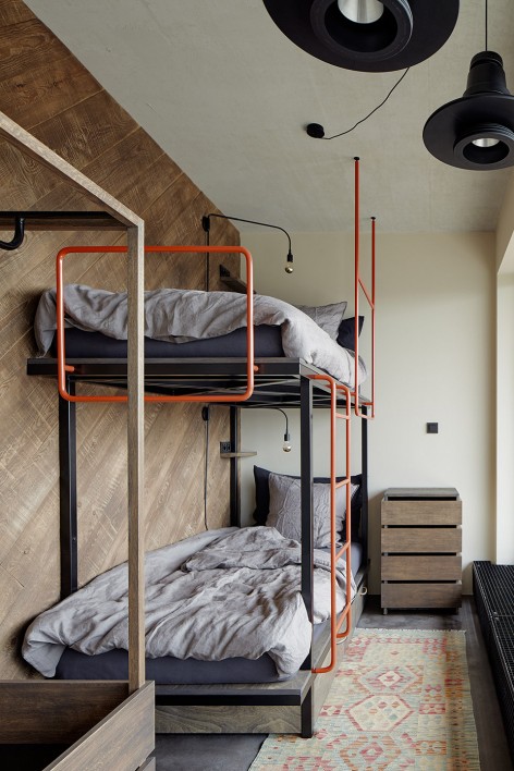 19_Formafatal_LOFT_BoysPlayNice