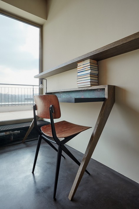 21_Formafatal_LOFT_BoysPlayNice