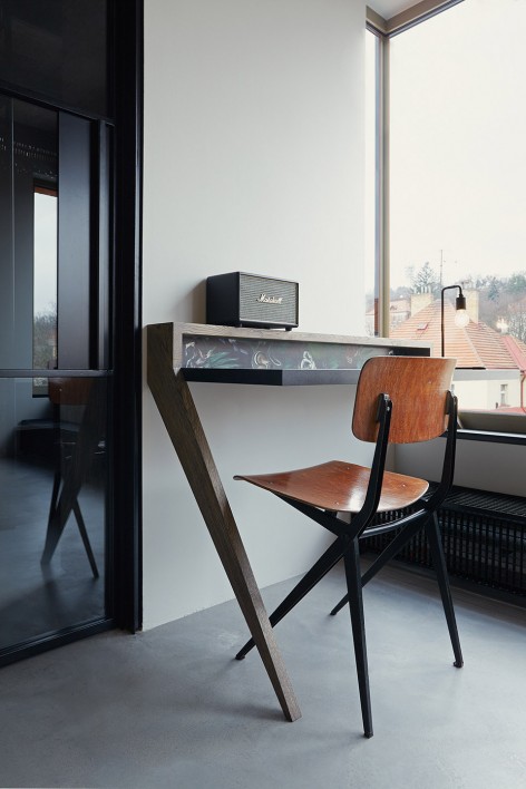 22_Formafatal_LOFT_BoysPlayNice