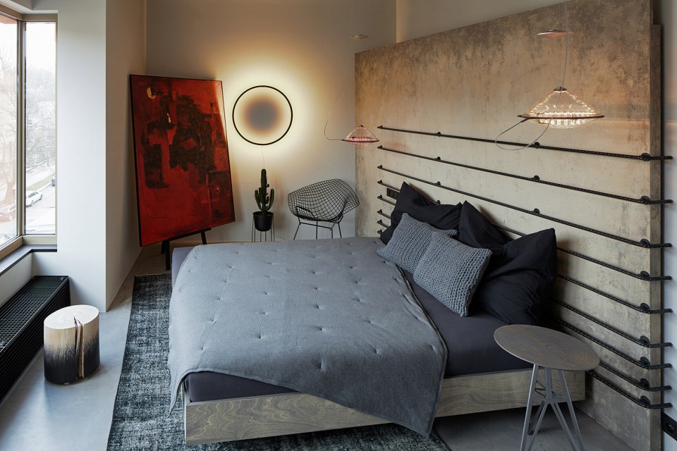 24_Formafatal_LOFT_BoysPlayNice
