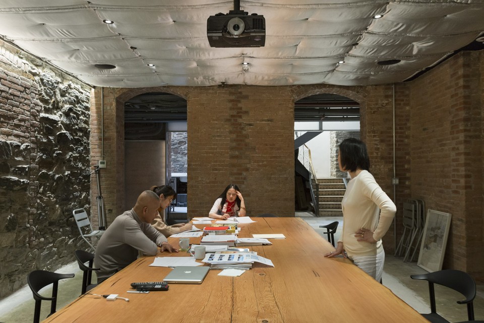 25_Media Room_by Brett Beyer
