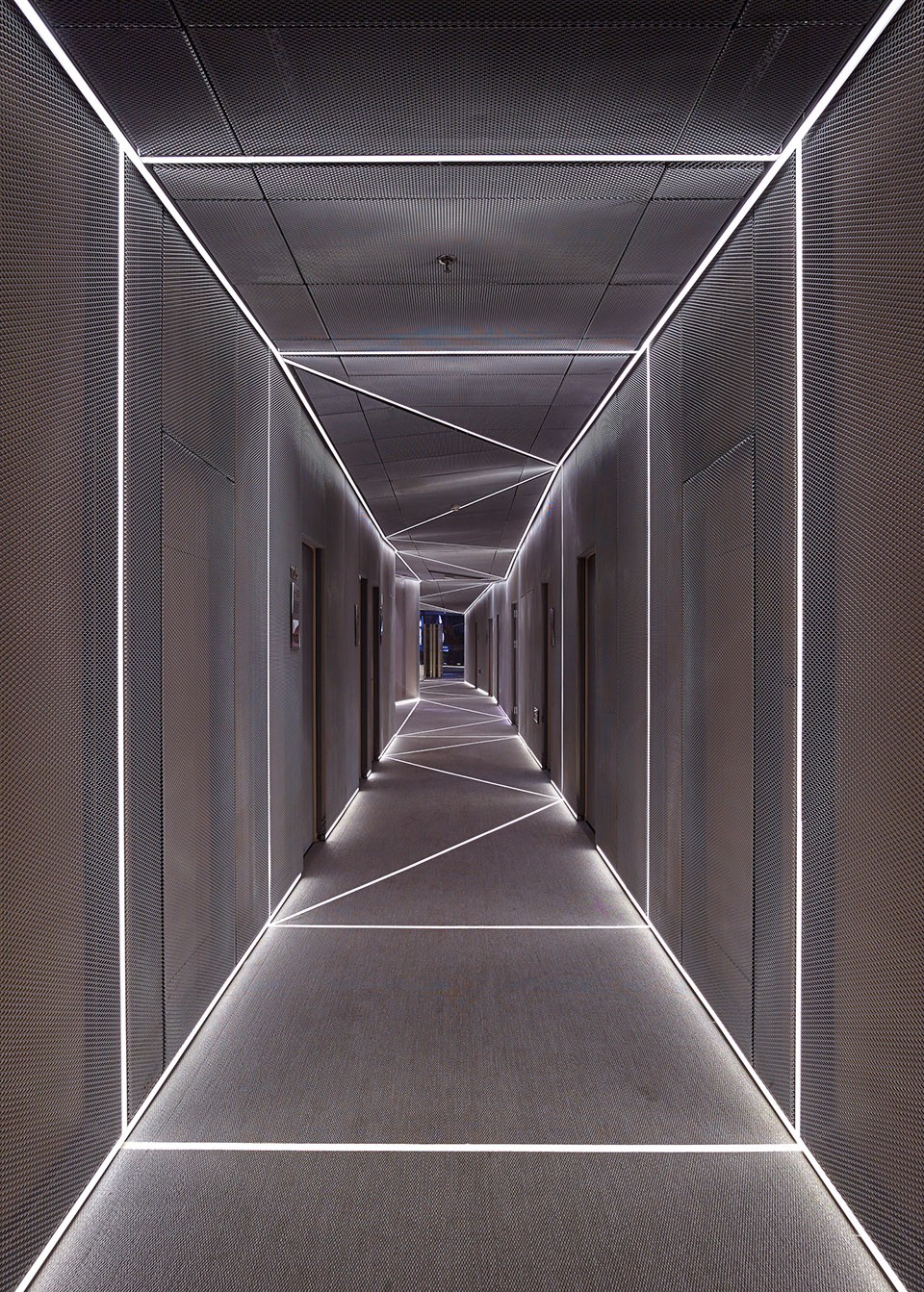 2P01_PRIVATE CLUB