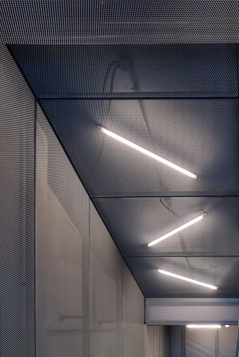 6P04_PRIVATE CLUB