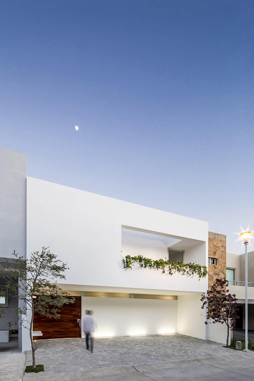 Casa V by Abraham Cota Paredes Arquitectos-001