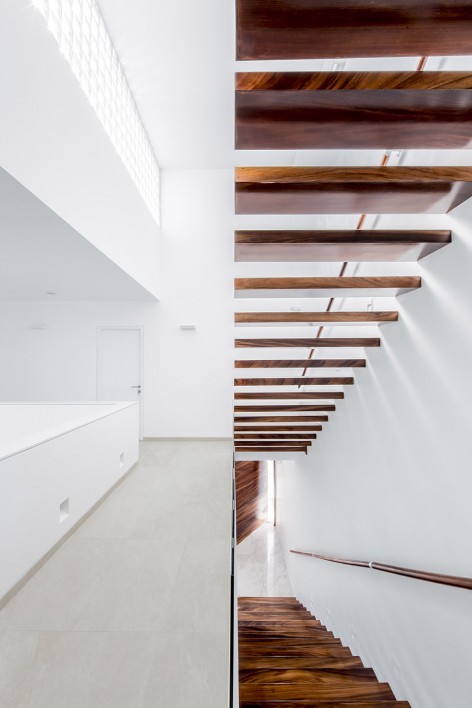 Casa V by Abraham Cota Paredes Arquitectos-016