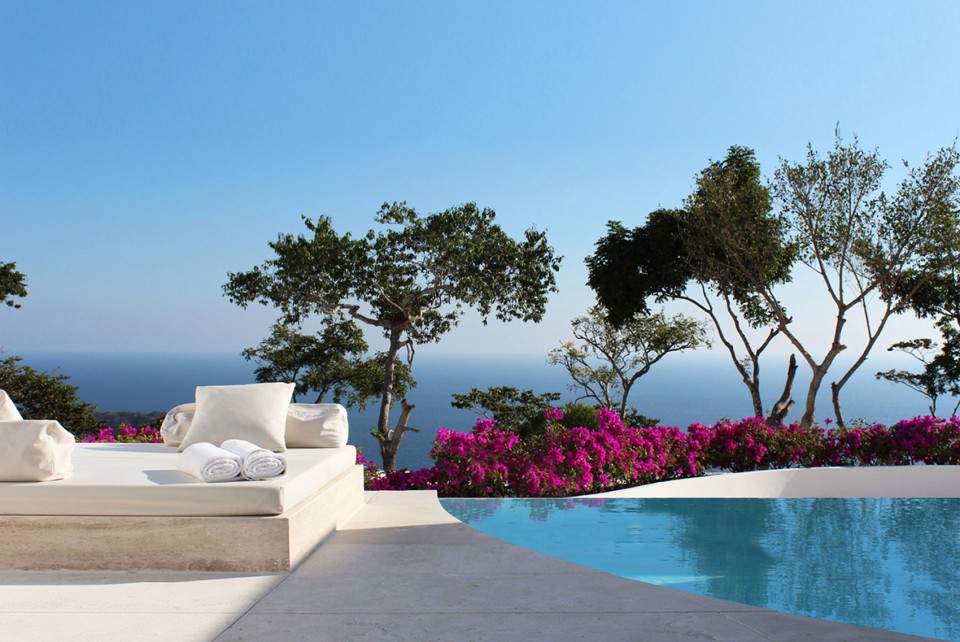 The Encanto Hotel, Acapulco, Mexico by Miguel Angel Aragonés-007
