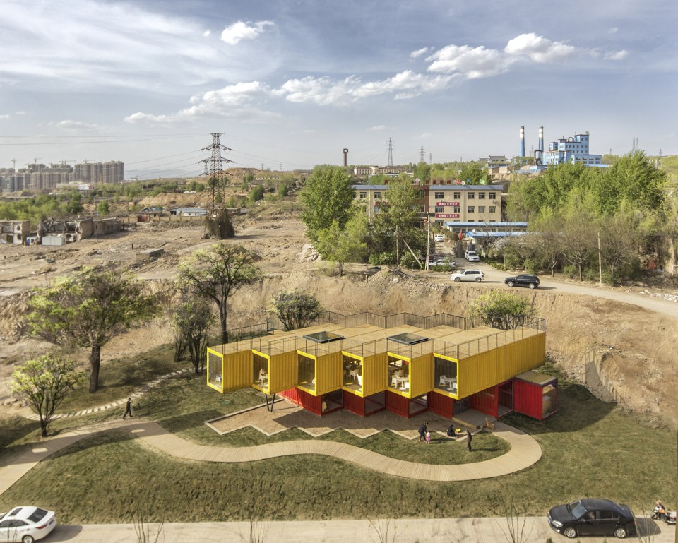 001-Container Stack Pavilion by People’s Architecture Office