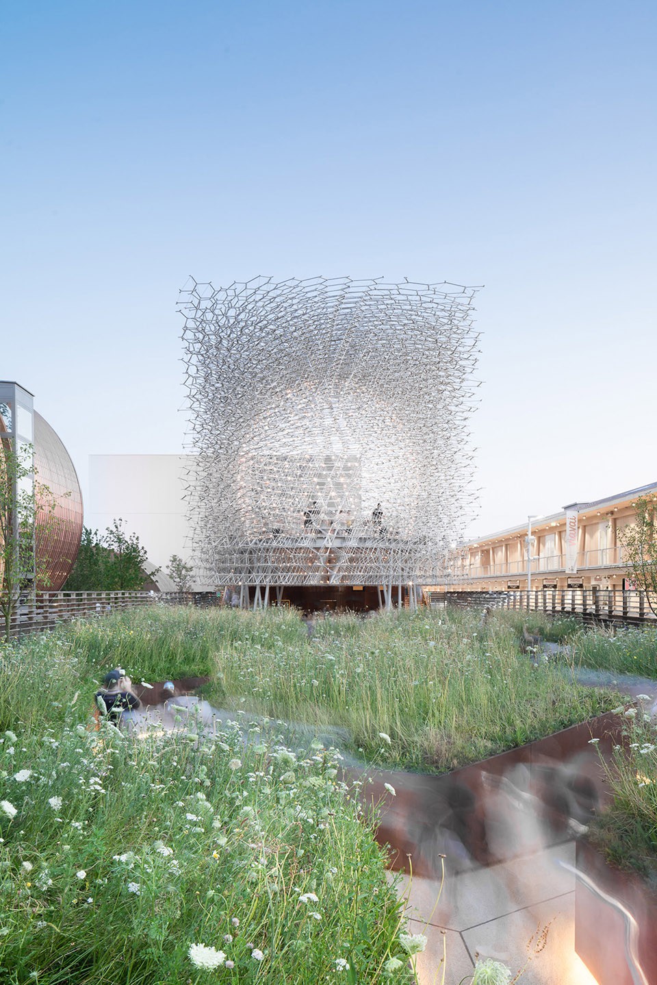 002-The Hive by Wolfgang Buttress