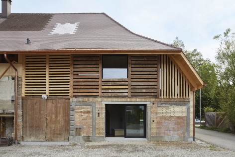 003-Barn conversion, Rüegsauschachen by Freiluft