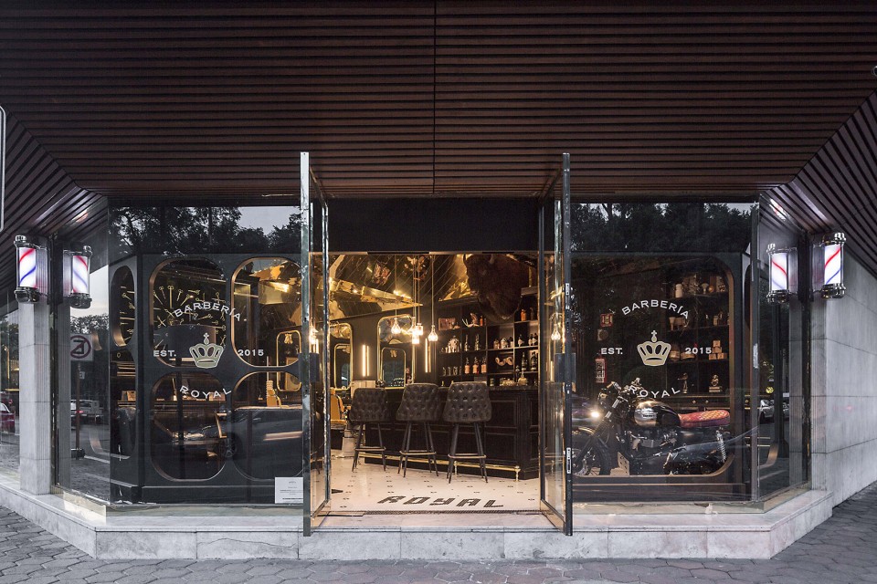 004-Barberia Royal by ROW Studio