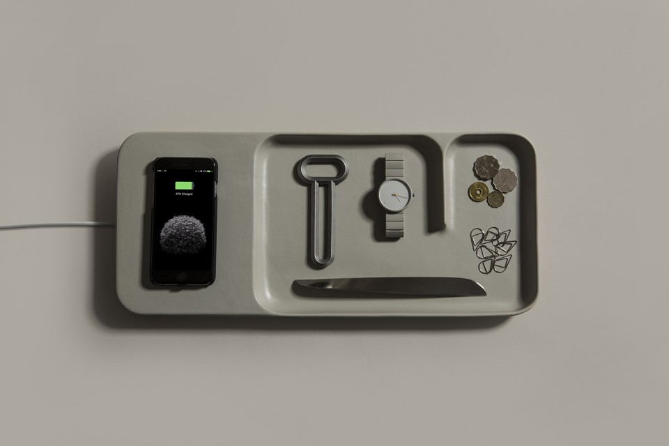 004-Charge Tray by
Layer Bitossi Ceramiche