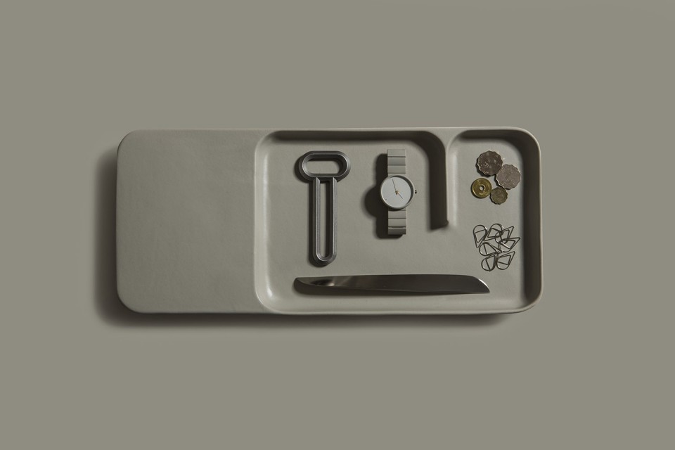 005-Charge Tray by
Layer Bitossi Ceramiche