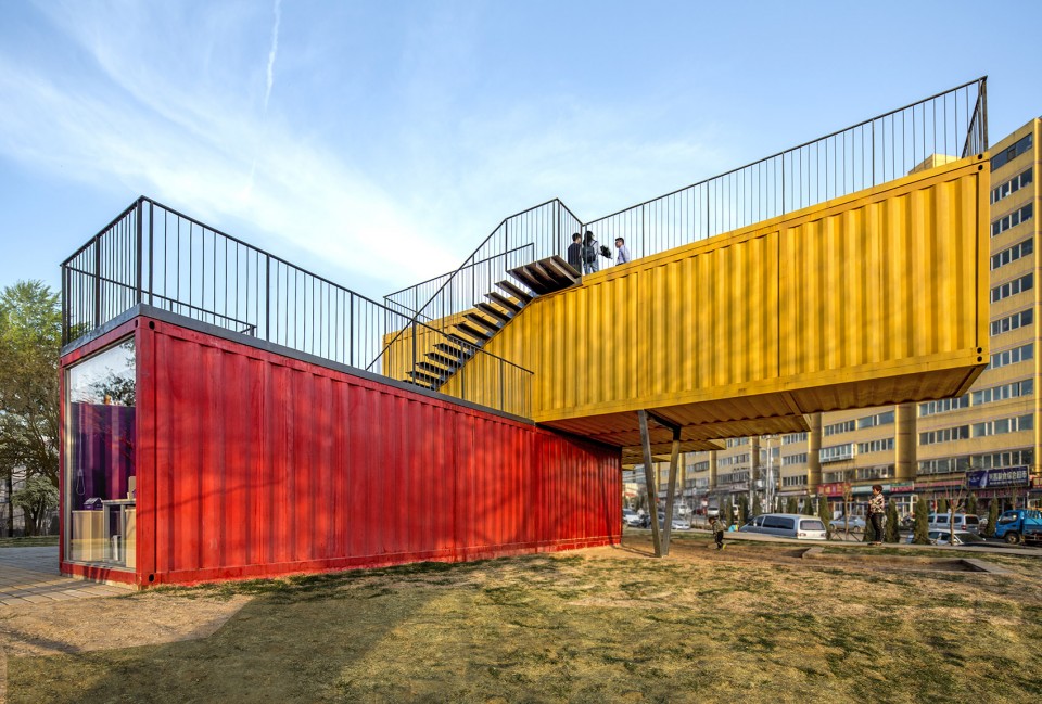 005-Container Stack Pavilion by People’s Architecture Office
