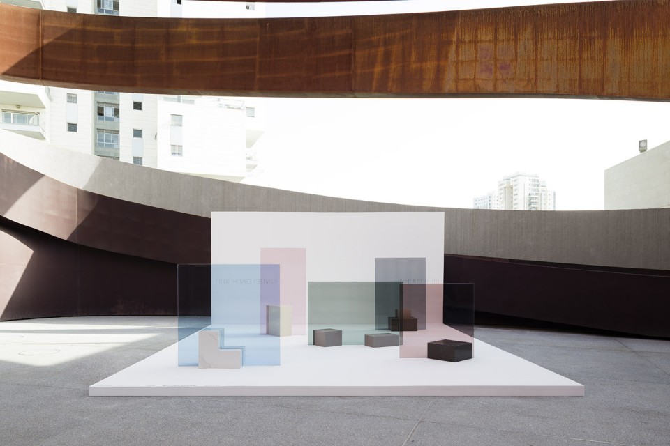 005-Museum exhibition by nendo at the Design Museum Holon.jpg