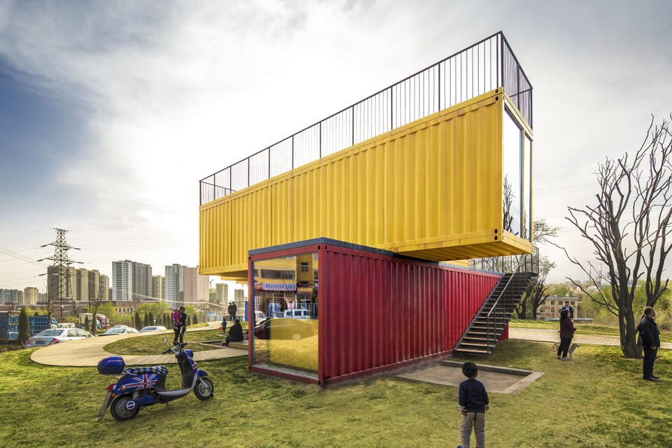 006-Container Stack Pavilion by People’s Architecture Office