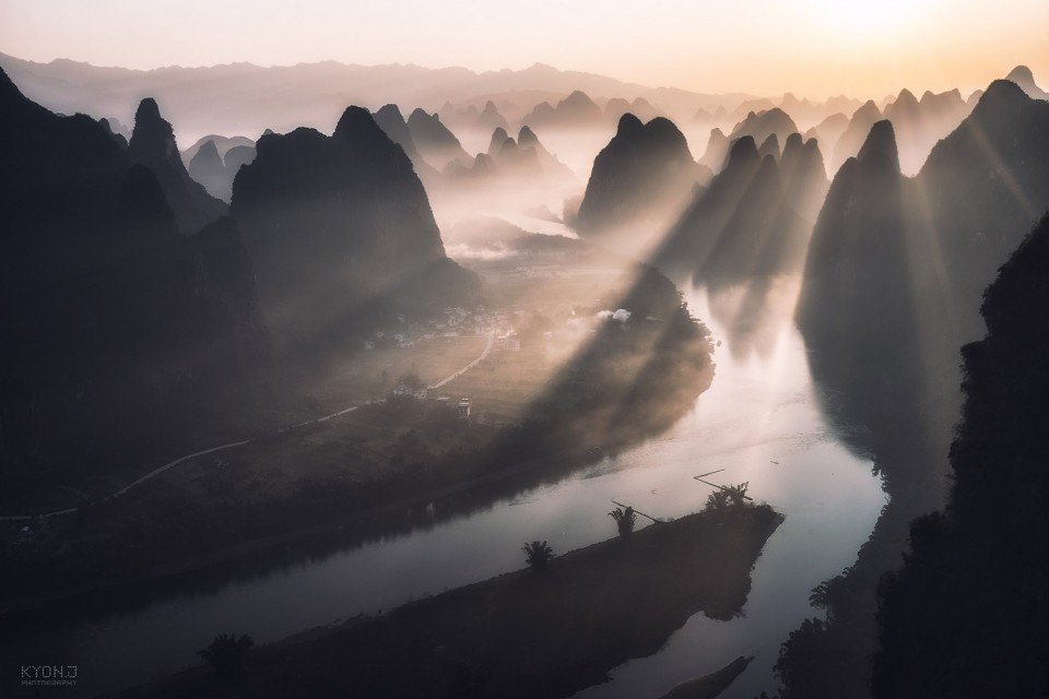 006-Guilin Landscape by Zhang Jin
