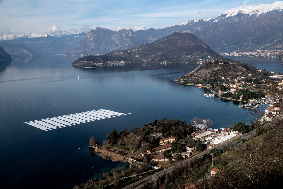 006-The Floating Piers by Christo