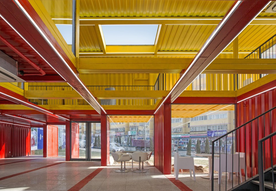 009-Container Stack Pavilion by People’s Architecture Office
