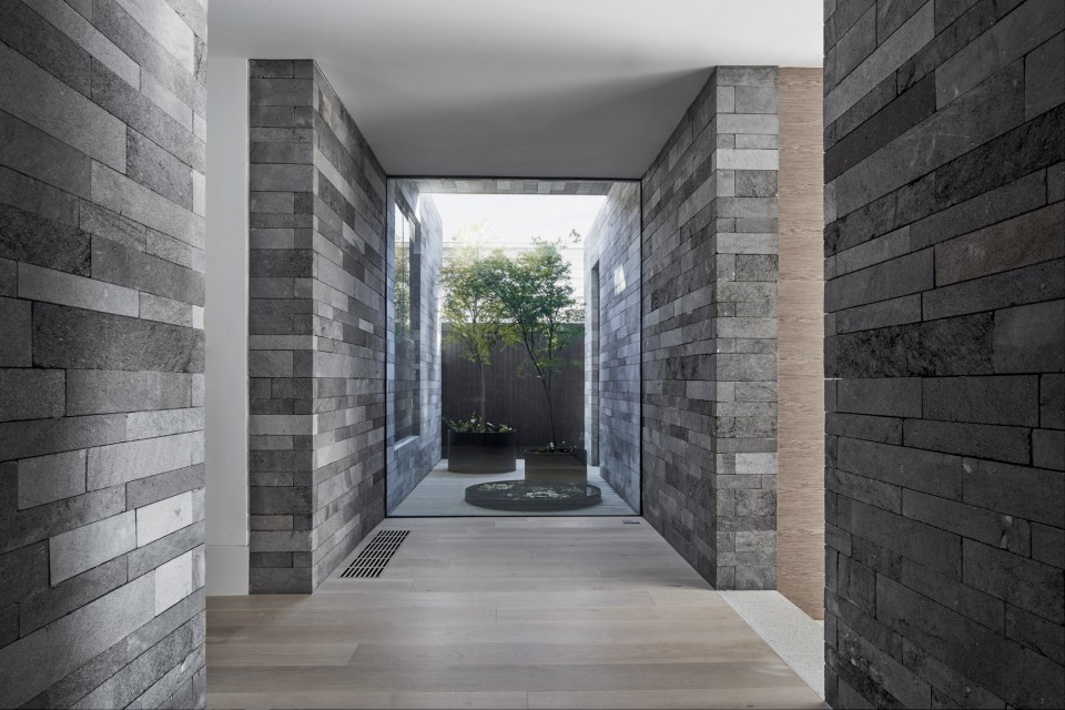 011-Canterbury Road Residence