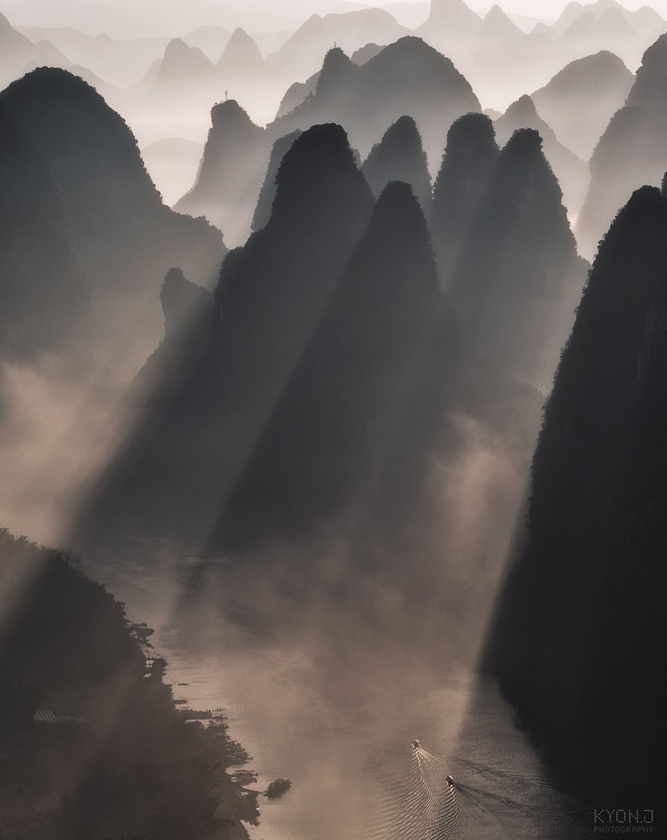 011-Guilin Landscape by Zhang Jin
