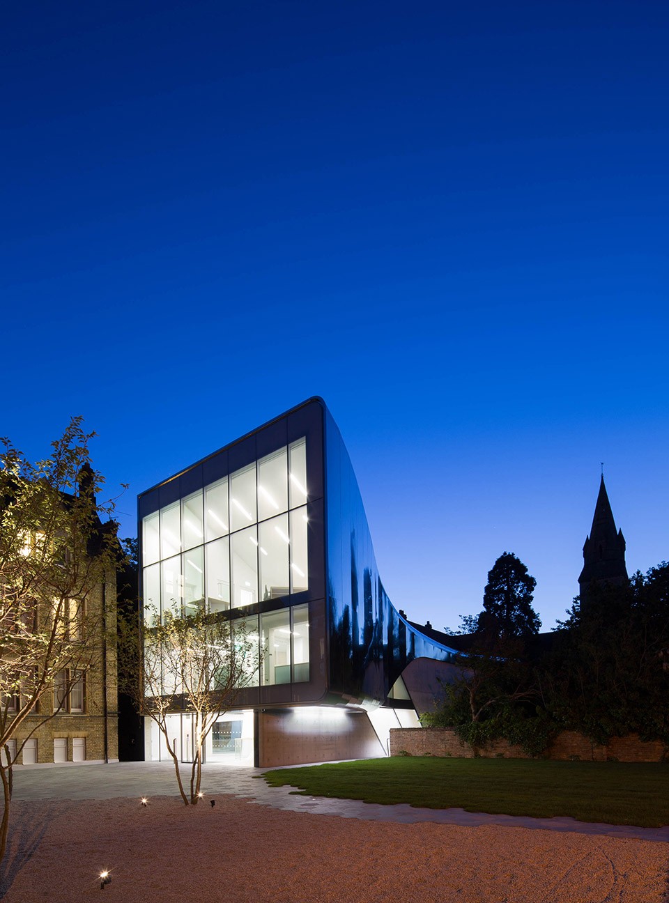 017-The Investcorp Building by zaha hadid architects