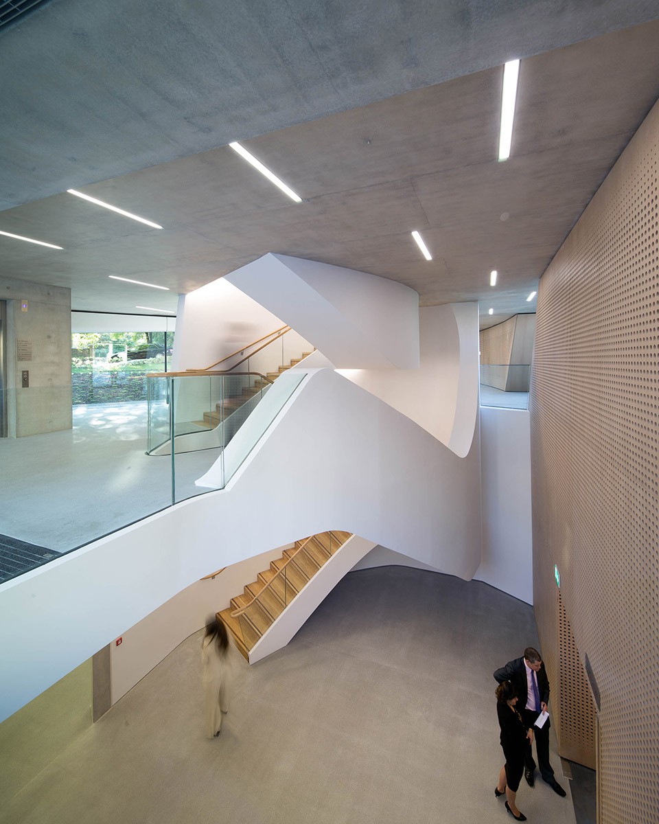 023-The Investcorp Building by zaha hadid architects