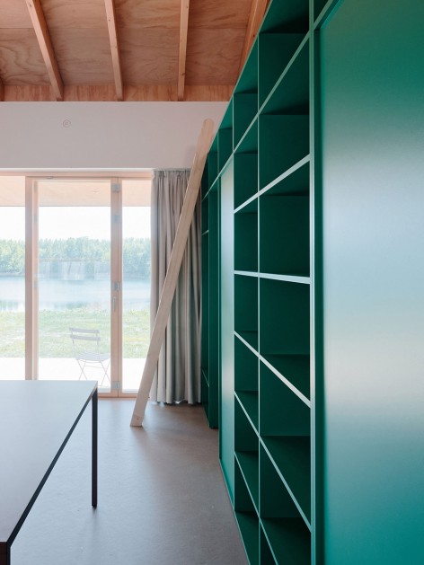 035-VOJ—The Lake House by JRKVC