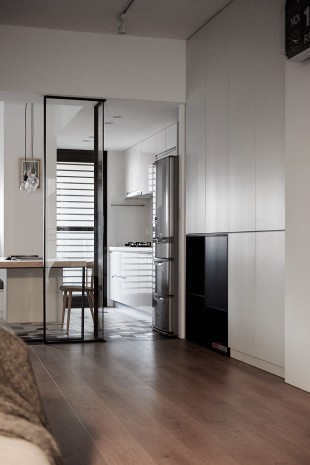 16-08-Small Simple Elegant Apartment, Taichung by Z-AXIS