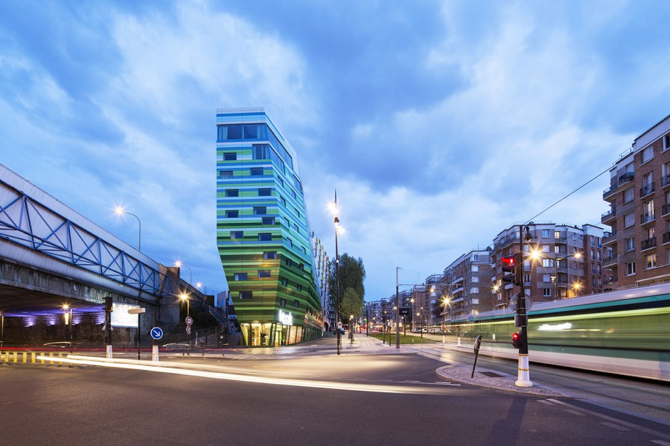 Hipark apartment hotel by Manuelle Gautrand Architecture-3