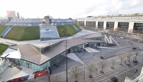 The AccorHotels Arena by DVVD Architects and Engineers-18