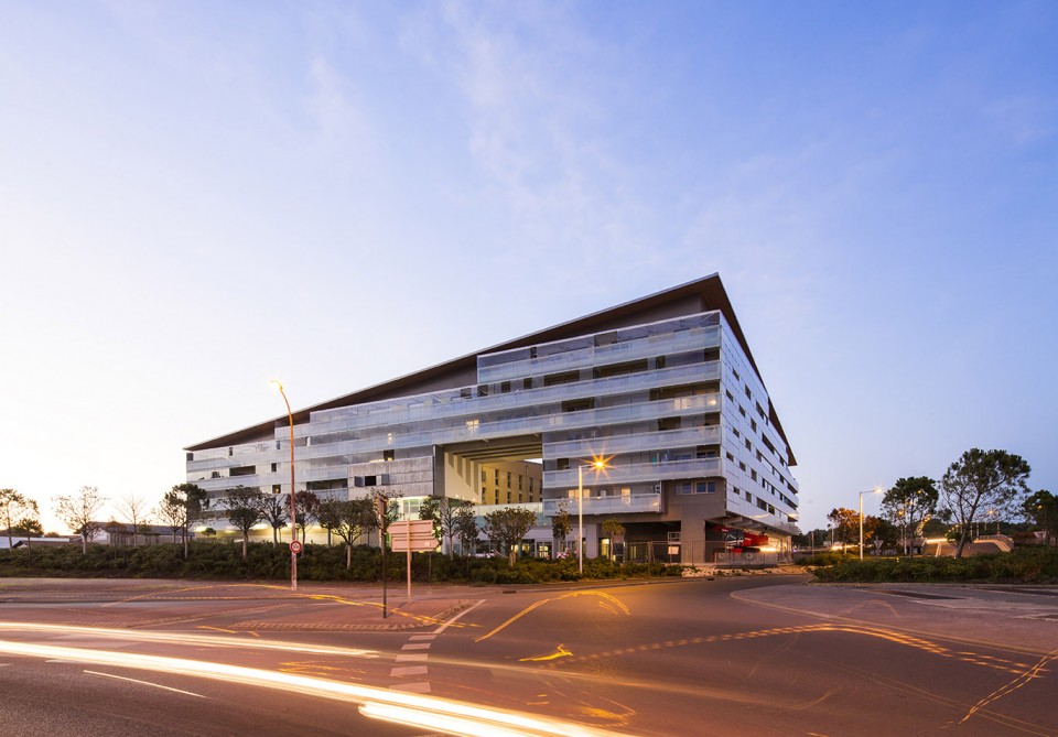 002-Bayonne Entree de Ville France by Mateo Arquitectura
