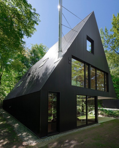 002-FAHOUSE by Jean Verville