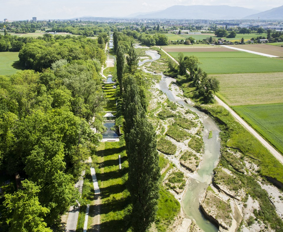 002-Revitalization of the river Aire, Geneva, Switzerland by Group Superpositions