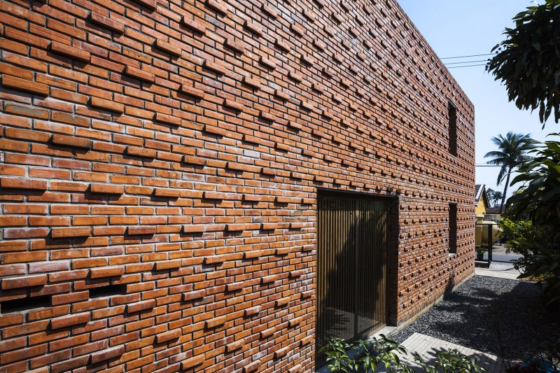 002-TERMITARY HOUSE by TROPICAL SPACE