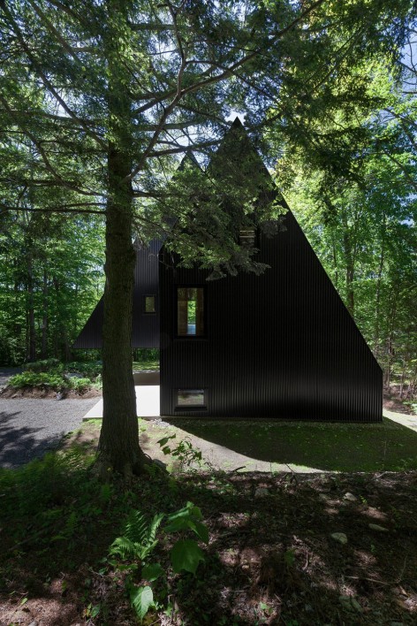 004-FAHOUSE by Jean Verville