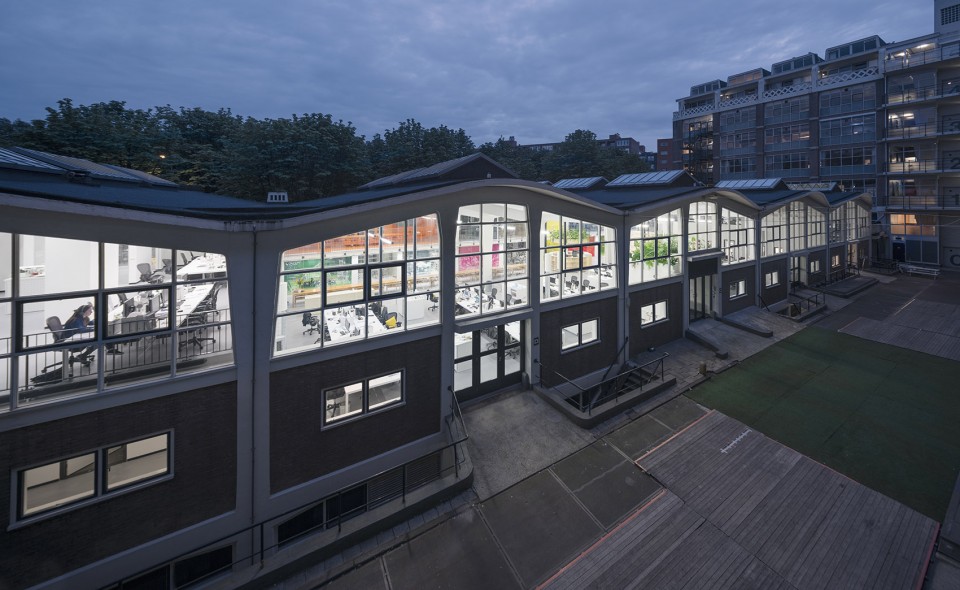 004-Our (MVRDV) House in the Middle of the Street by MVRDV