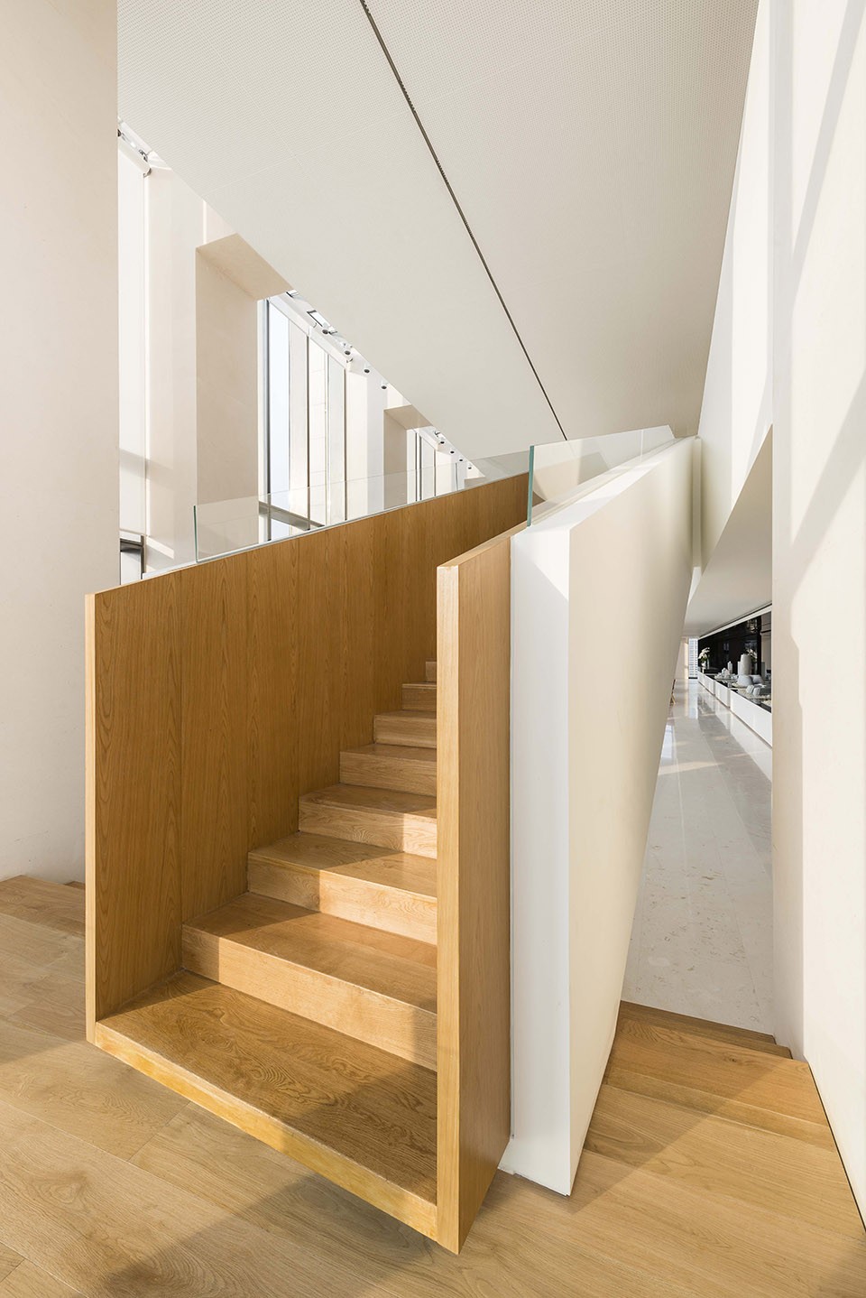 005-SOHO BUND inside by AIM